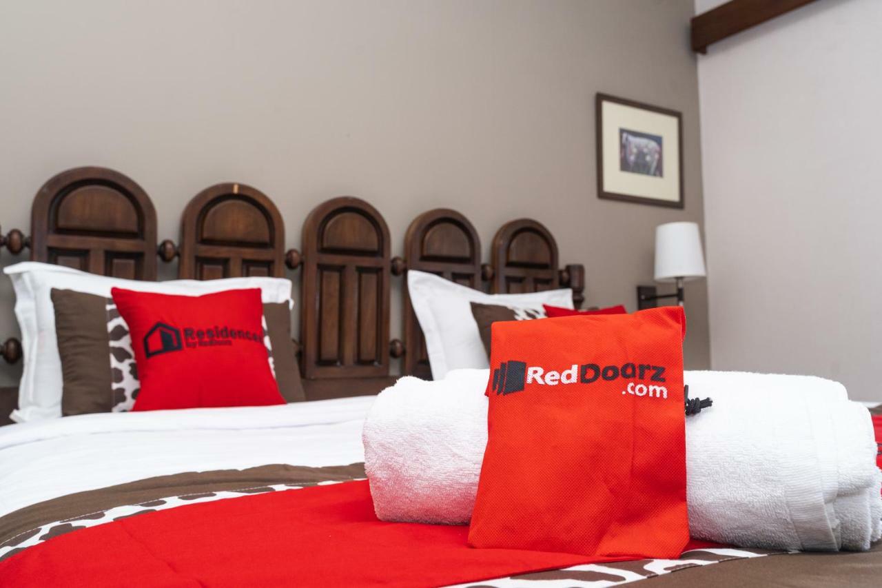 Hotel RedDoorz Premium @ Lido Sukabumi Bogor Zewnętrze zdjęcie